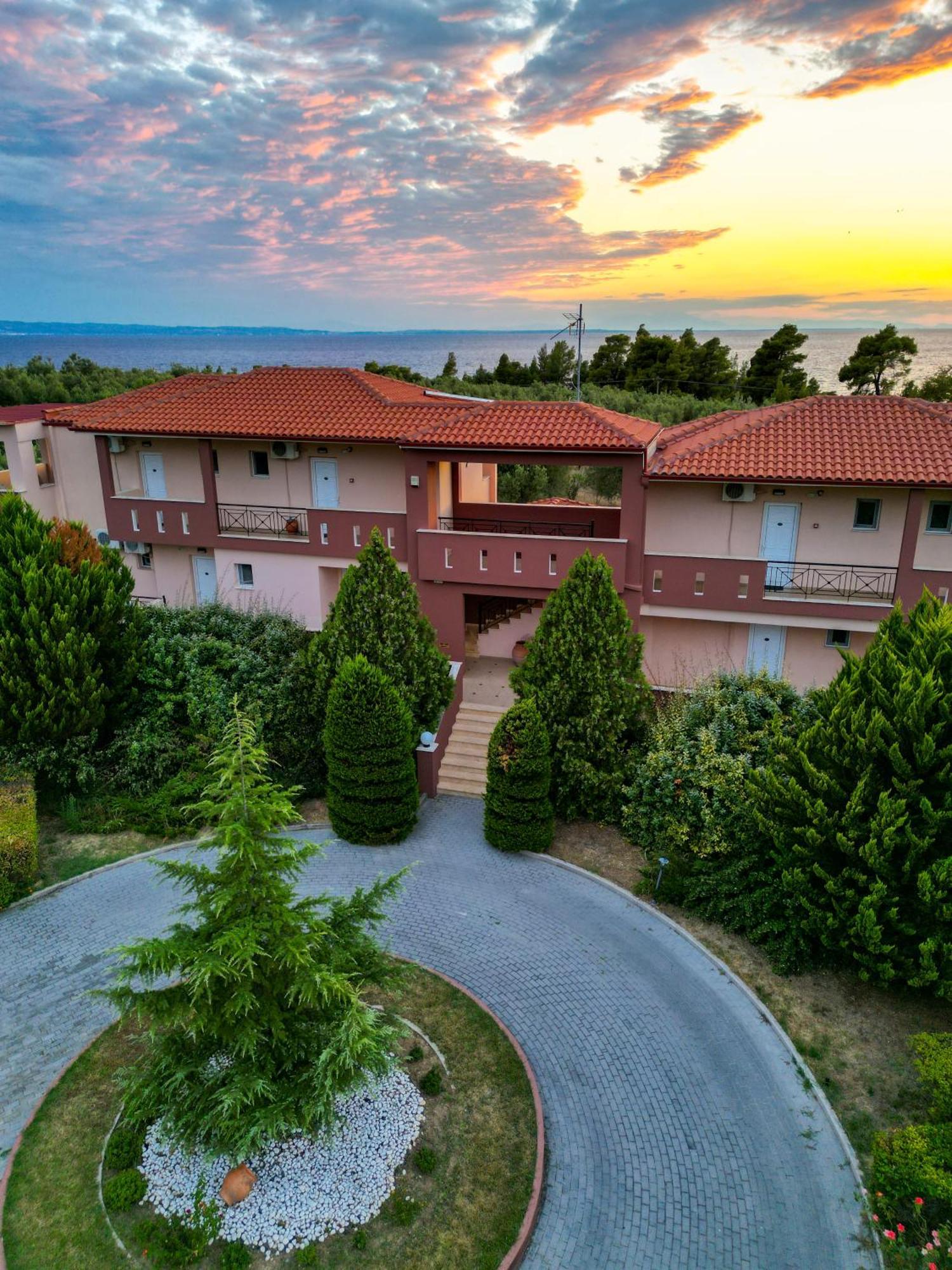 Agrili Apartments & Rooms Eliá Kültér fotó