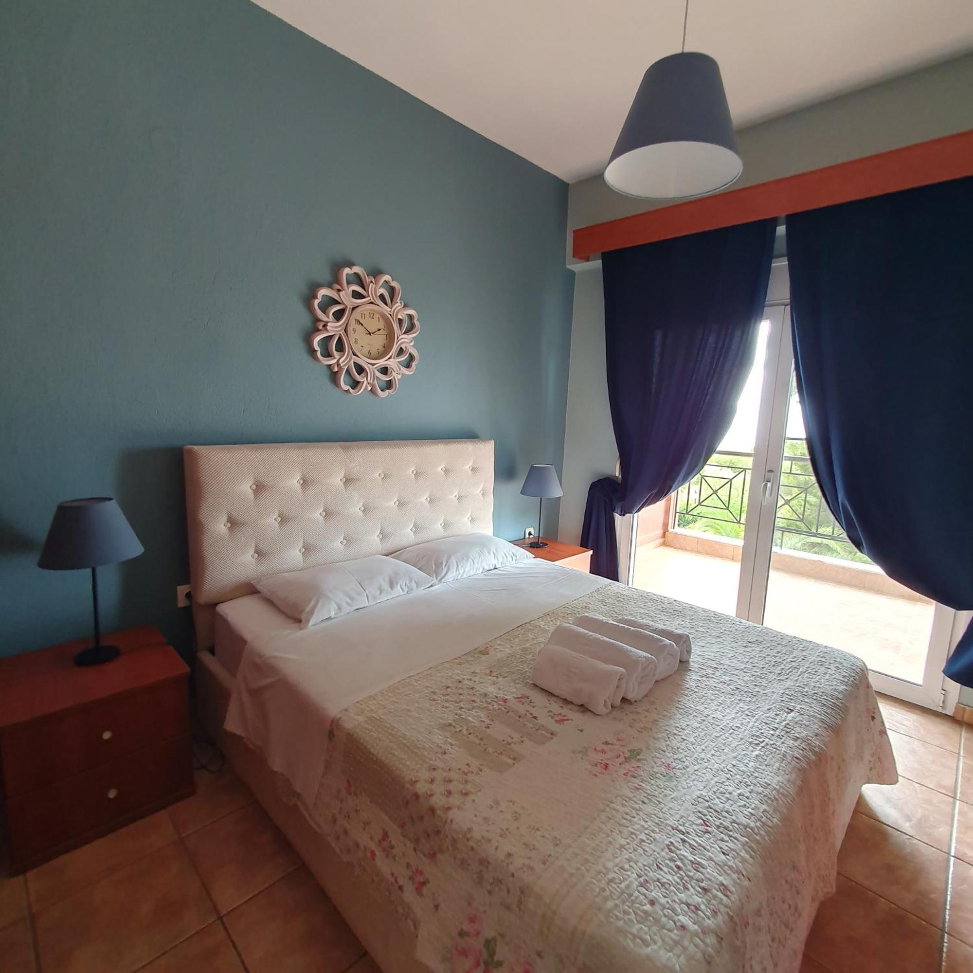 Agrili Apartments & Rooms Eliá Szoba fotó