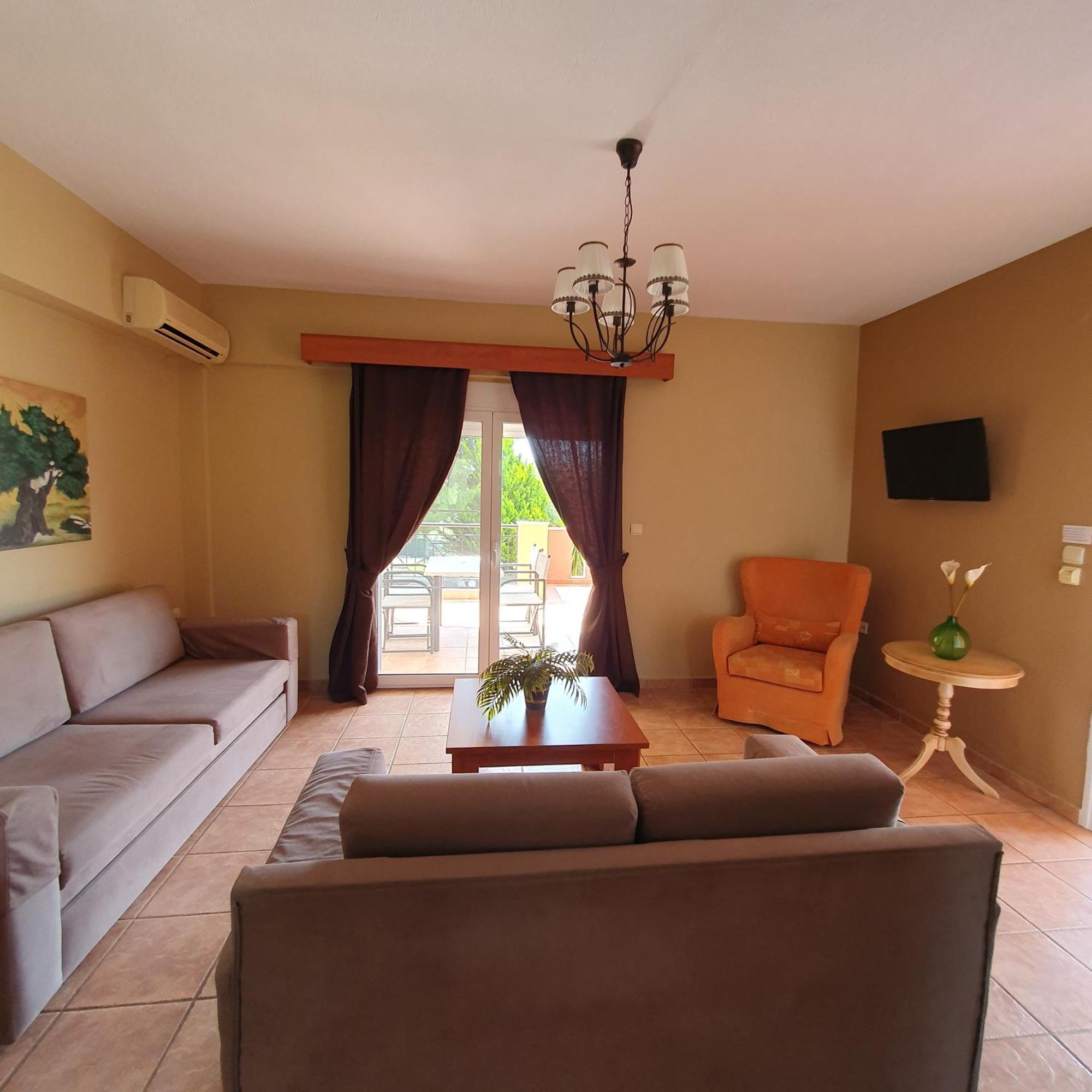 Agrili Apartments & Rooms Eliá Kültér fotó